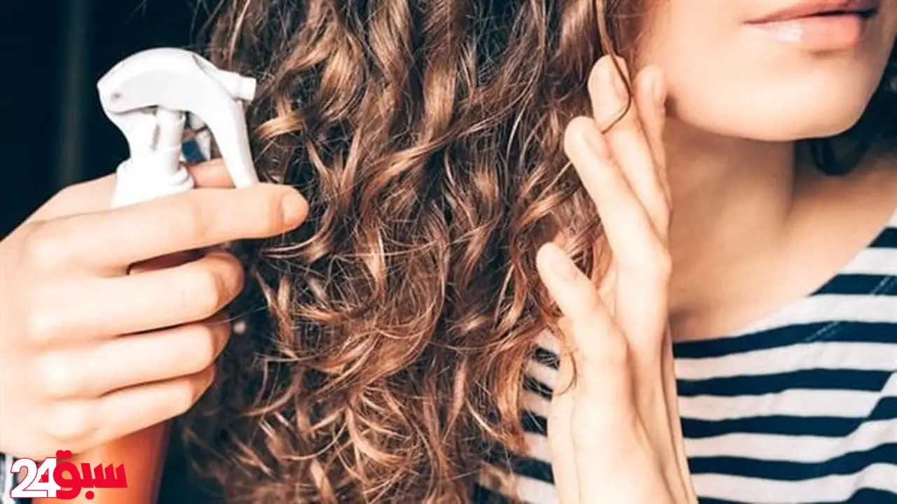 معطرات الكحول للشعر.. خبراء يحذرون من أضرار خفية وتأثيرات صادمة على صحته